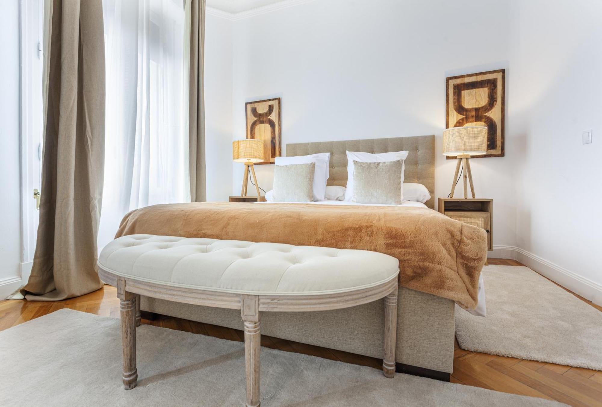 Apartamento Santa Ana Place En 마드리드 외부 사진