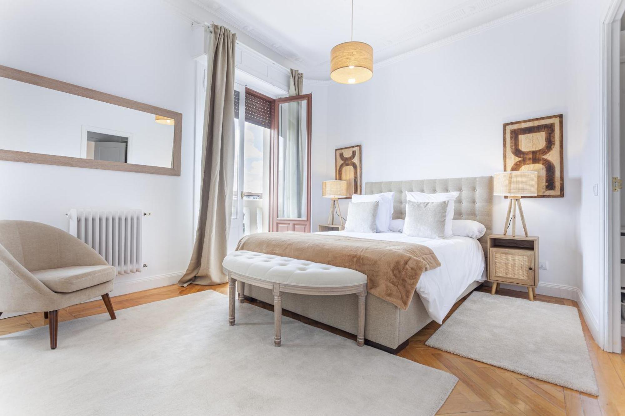 Apartamento Santa Ana Place En 마드리드 외부 사진