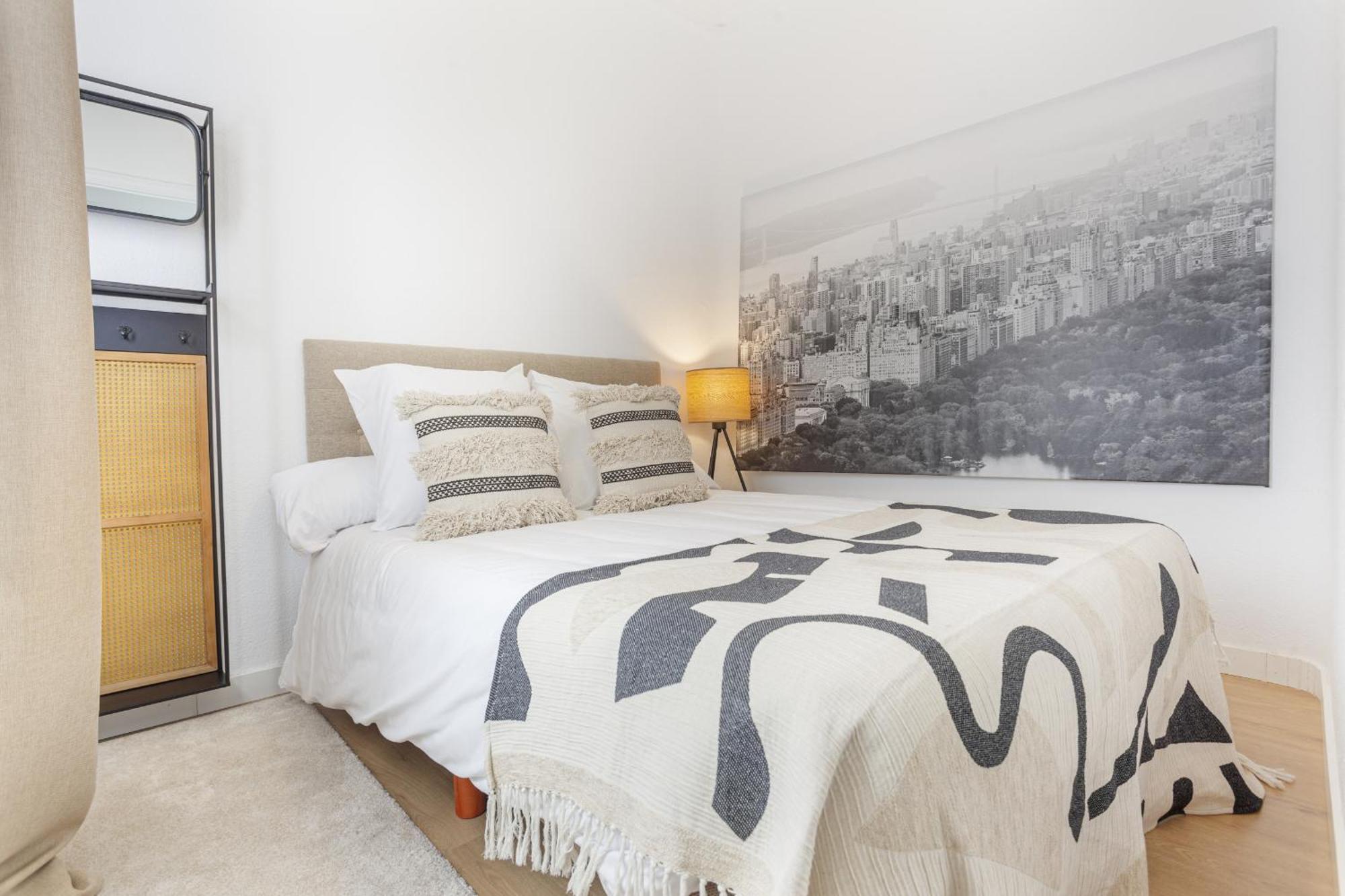 Apartamento Santa Ana Place En 마드리드 외부 사진